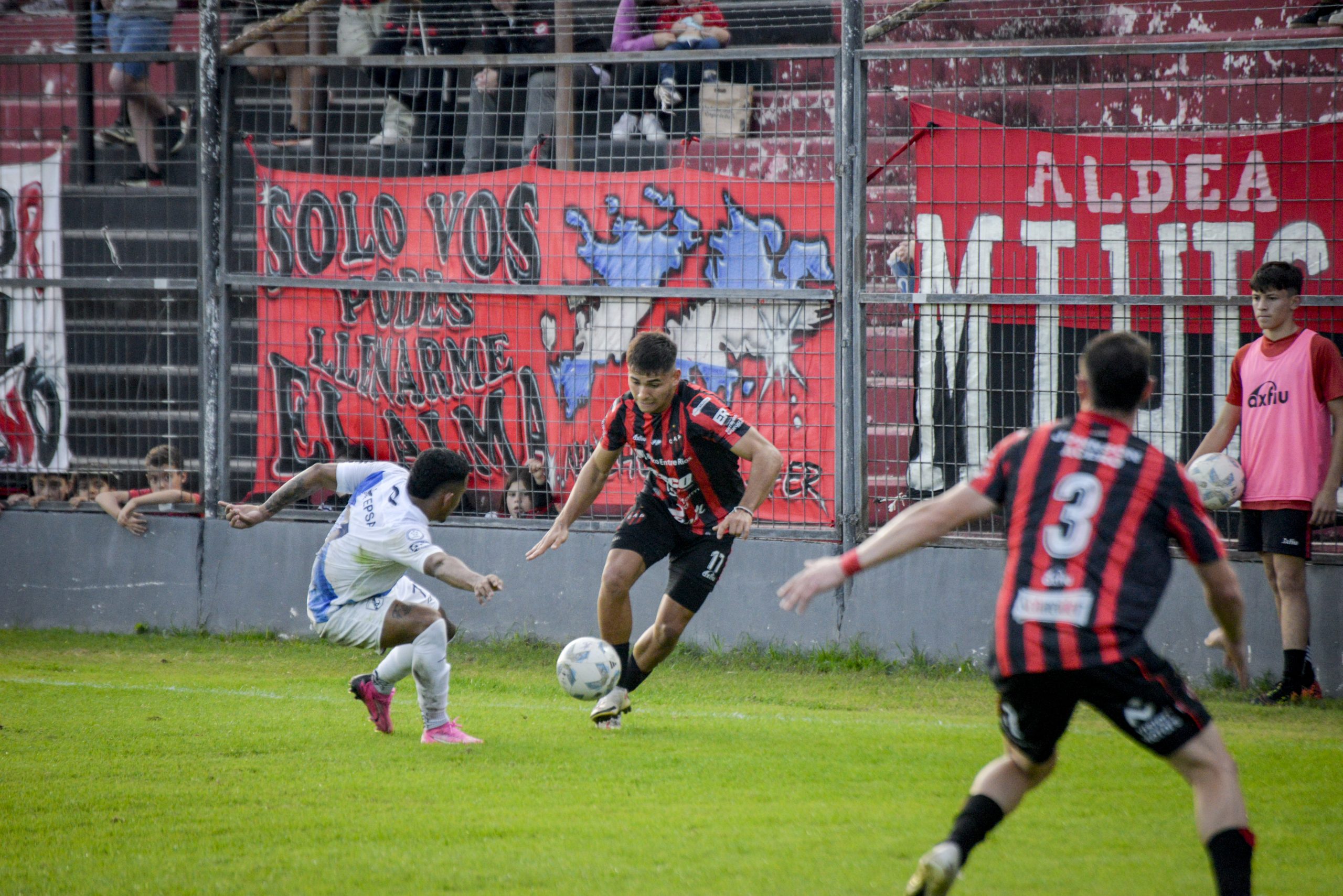 Patrón cerró la primera rueda con empate